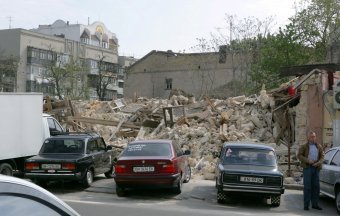 В «Климовском квартале» в Одессе начали демонтировать дома (фото)