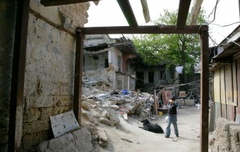 В «Климовском квартале» в Одессе начали демонтировать дома (фото)