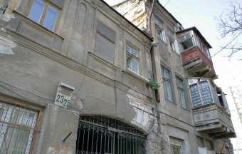В «Климовском квартале» в Одессе начали демонтировать дома (фото)
