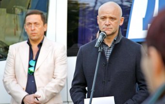 Геннадий Труханов встретился с одесситами в сквере имени Мечникова (фото)