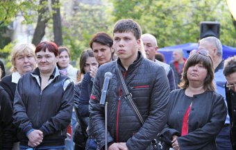 Геннадий Труханов встретился с одесситами в сквере имени Мечникова (фото)