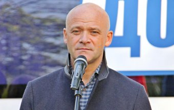 Геннадий Труханов встретился с одесситами в сквере имени Мечникова (фото)