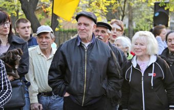 Геннадий Труханов встретился с одесситами в сквере имени Мечникова (фото)
