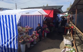 В Одессе демонтирован самовольно установленный торговый ряд