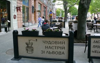 Одесские рестораны заполонили тротуары города