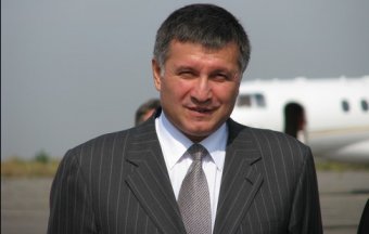 Арсена Авакова в Германии приняли за пьяного и не хотели пускать в самолёт