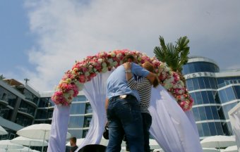 Одесситы устроили марафон поцелуев (фото)