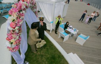 Одесситы устроили марафон поцелуев (фото)