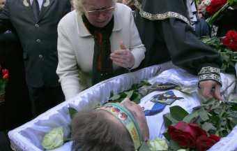 Сегодня в Одессе прощались с 17-летним Вадимом Папурой (фото)