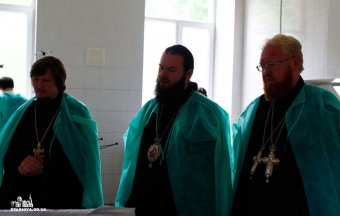 Епископ Диодор посетил 11 городскую клиническую больницу