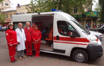 На улицы Одессы вышли новые машины скорой помощи