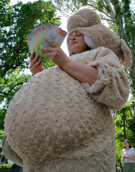 В Одессе прошло шествие сказочных персонажей