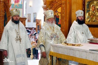 Митрополит Агафангел совершил Божественную литургию в Свято-Успенском монастыре