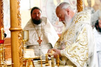Митрополит Агафангел совершил Божественную литургию в Свято-Успенском монастыре