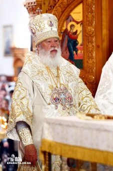 Митрополит Агафангел совершил Божественную литургию в Свято-Успенском монастыре