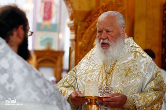 Митрополит Агафангел совершил Божественную литургию в Свято-Успенском монастыре