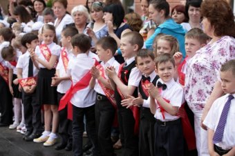 В одесских школах прозвенел последний звонок