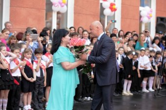 В одесских школах прозвенел последний звонок