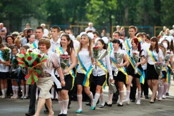 В одесских школах прозвенел последний звонок
