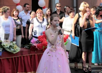 В одесских школах прозвенел последний звонок