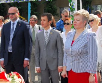Олег Брындак: Сегодня выпускники делают шаг в новую самостоятельную жизнь (фото)