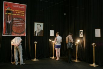 В Одессе представили микрошедевры Владимира Казаряна (фото)