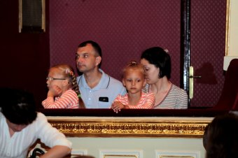 Геннадий Труханов поздравил маленьких одесситов с праздником (фото)