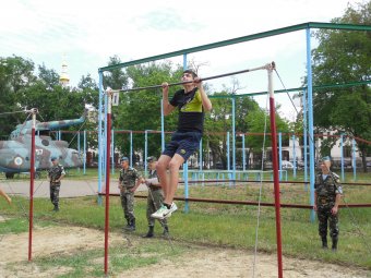 В Одессе стартовала спартакиада среди допризывников