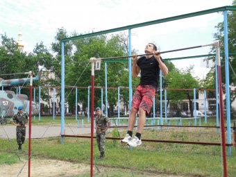 В Одессе стартовала спартакиада среди допризывников