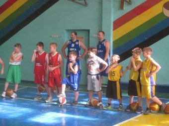 Самое время заняться баскетболом