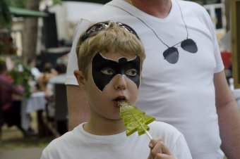 Из-за дождя в Одессе чуть не сорвался рекорд по приготовлению самой большой окрошки (фото)