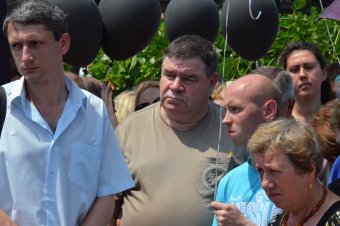 Над Куликовым полем взмыли белые голуби и черные шары – одесситы почтили память погибших 2 мая (фото)