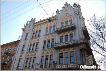 В каком доме в Одессе Остап Бендер обдумывал «Дело Корейко»?