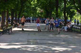 Что происходит у Дюка? Зачем столько милиции? (фото)