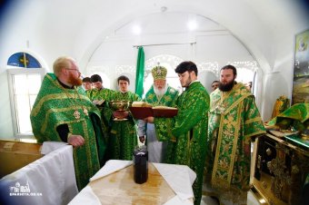 Митрополит Агафангел совершил освящение временного храма