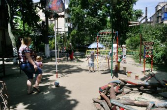 В Одессе восстановили уникальную детскую площадку