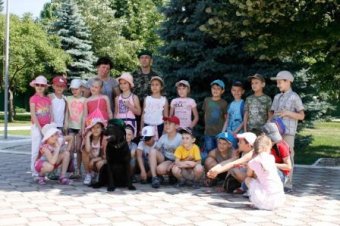 Пограничники учили одесских школьников ловить диверсантов (фото)