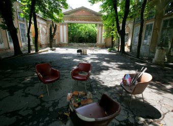 Во Дворце моряков открыли свободное пространство летнего кинотеатра Sunday Cinema
