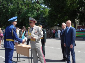 В Одессе состоялся торжественный выпуск курсантов Военной  академии (фото)
