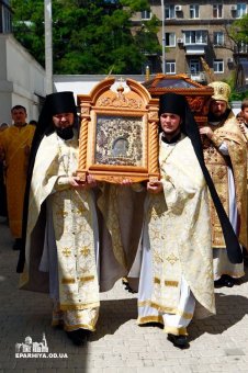 Одесса молилась у мощей праведного Ионы