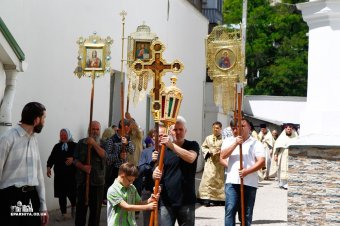 Одесса молилась у мощей праведного Ионы