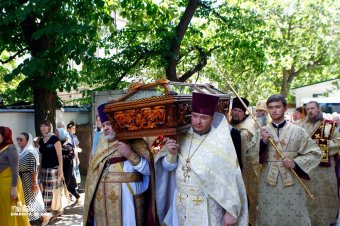 Одесса молилась у мощей праведного Ионы