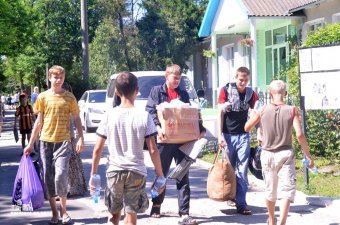 Волонтеры Одесской епархии помогают беженцам