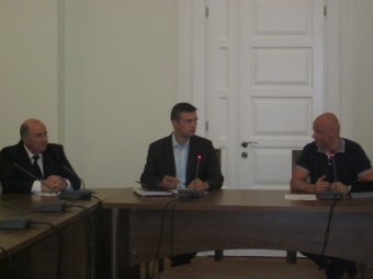 На повестке дня недострои: Геннадий Труханов обсудил строительство оставшихся 5 недостроев "Альянса"