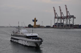 Яхта с американскими туристами прибыла в Одесский порт