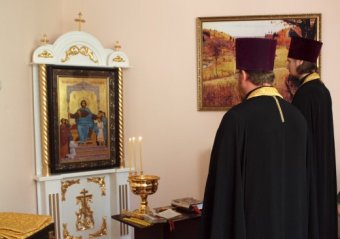 Одесские милиционеры-железнодорожники взяли под опеку Дом ребенка «Солнышко» (фото)