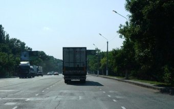 Коммунальные службы благоустраивают въезды в город