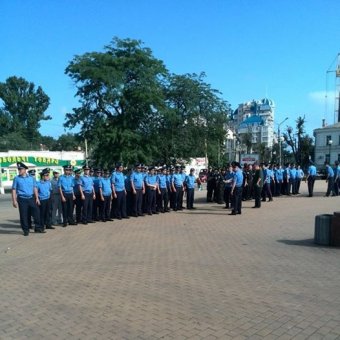Остается меньше часа до начала церемонии открытия ОМКФ