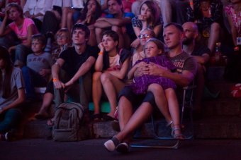 Кинопоказ под открытым небом открыла британская лента «Филомена» (фото)