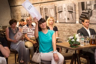 На благотворительном аукционе ОМКФ в поддержку пострадавших в Зеленополье было собрано 85 тысяч гривен (фото)